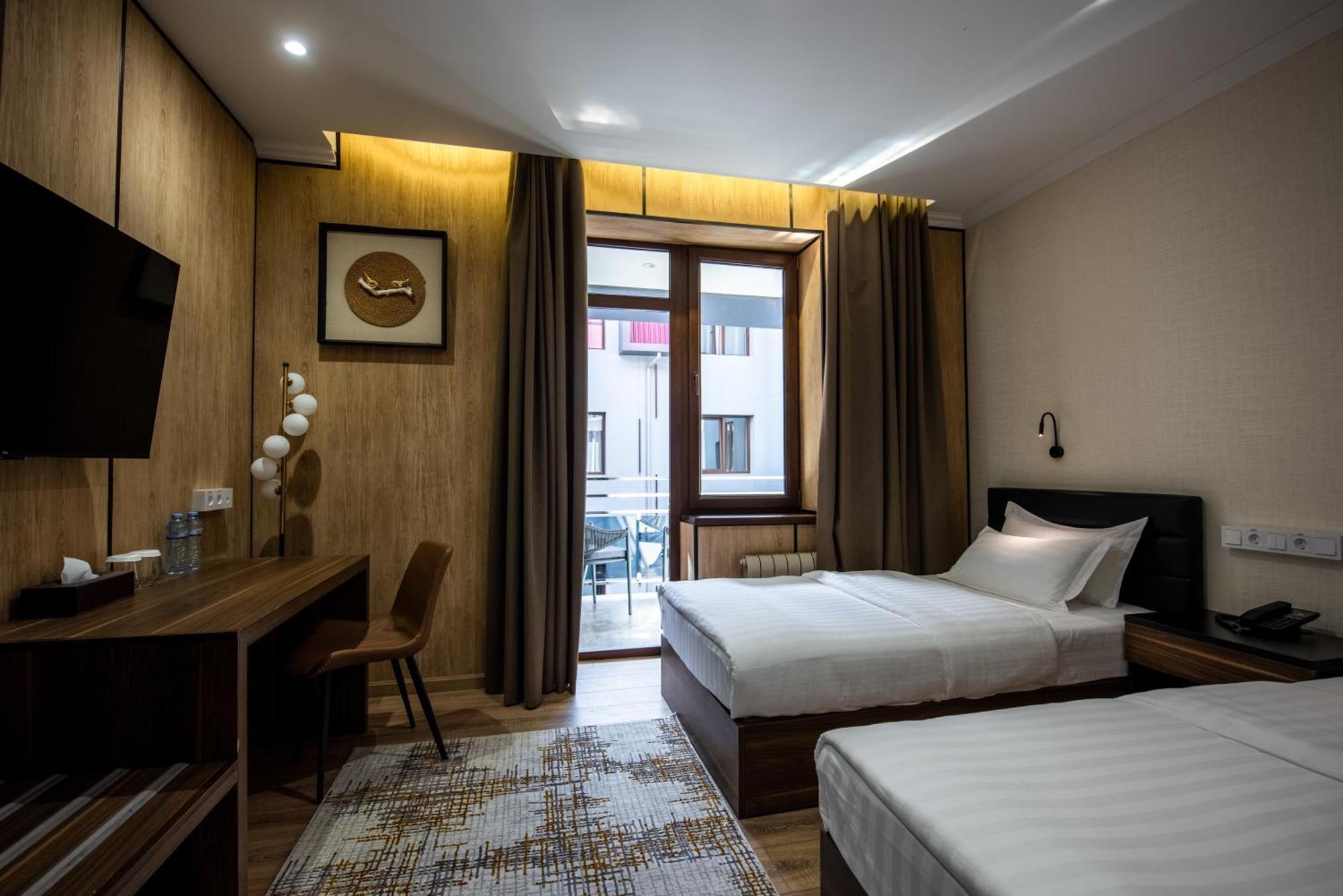 Silk Road Premium Hotel Tasjkent Buitenkant foto