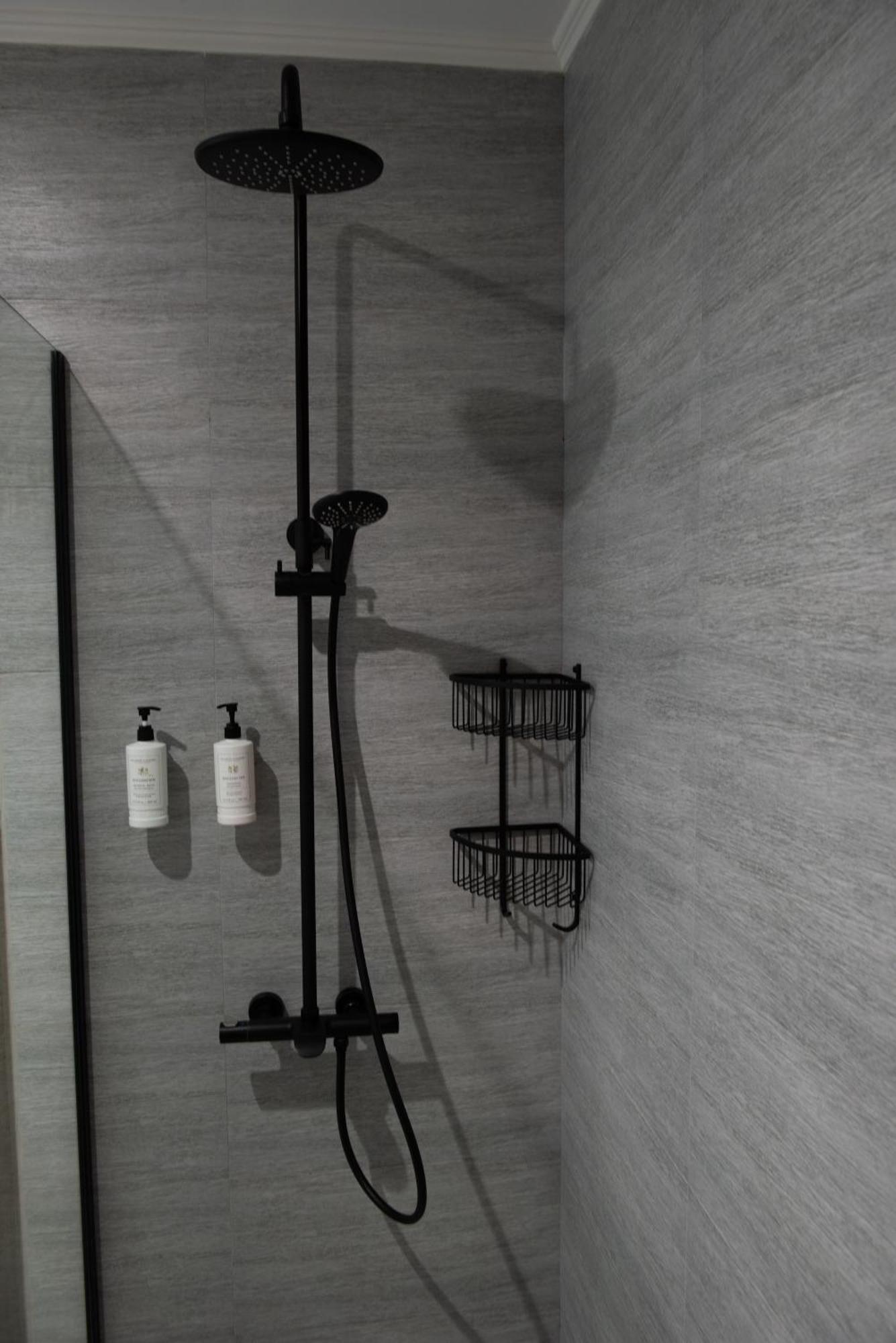 Silk Road Premium Hotel Tasjkent Buitenkant foto