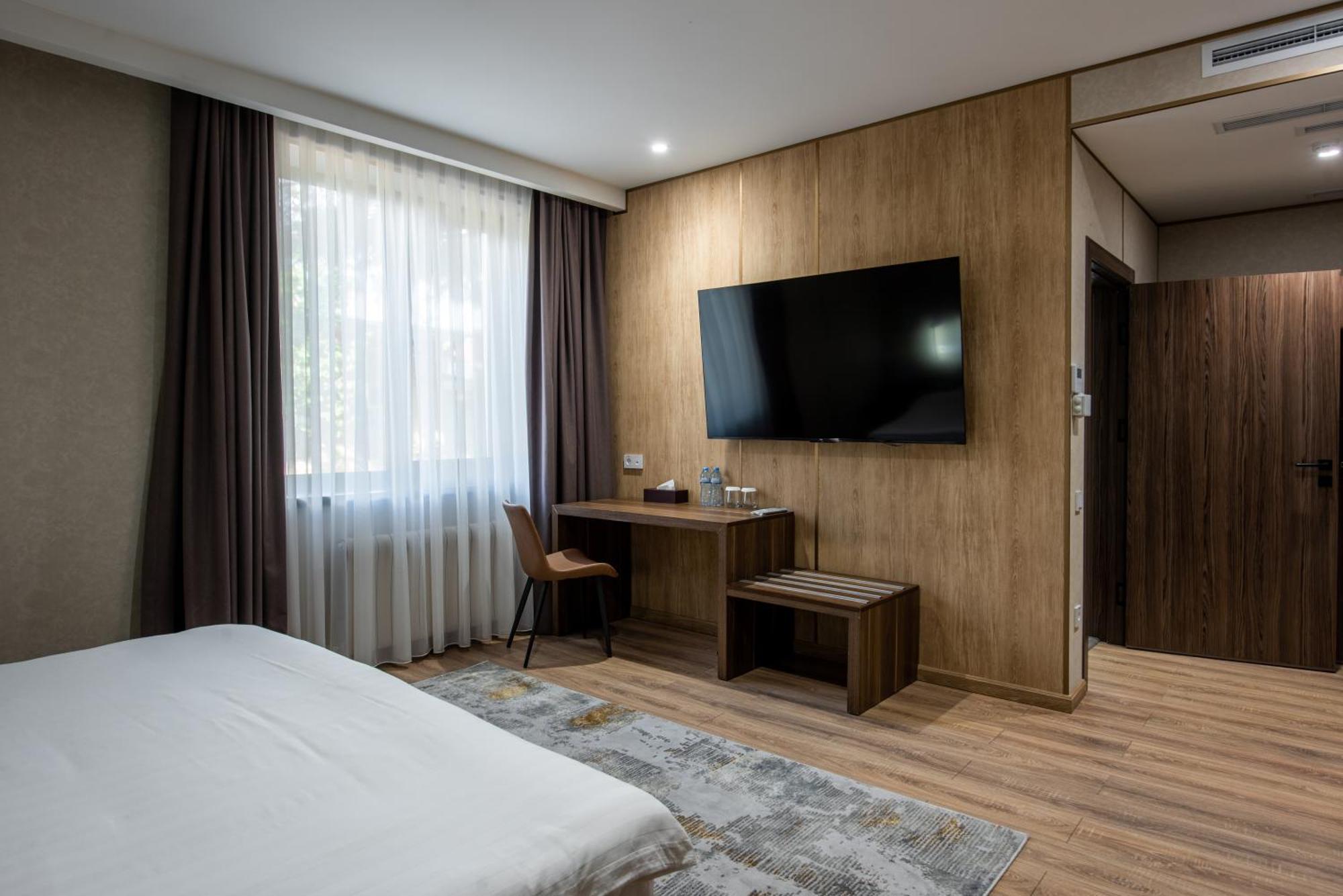 Silk Road Premium Hotel Tasjkent Buitenkant foto