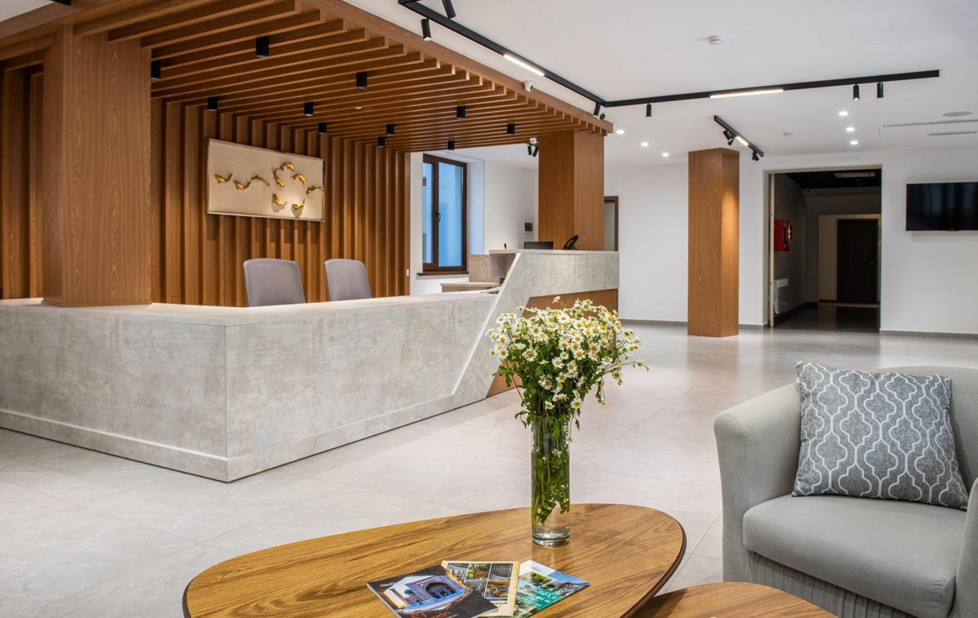 Silk Road Premium Hotel Tasjkent Buitenkant foto